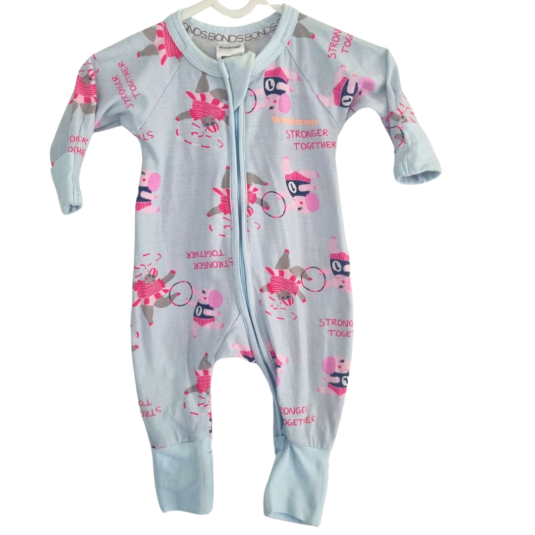 Bonds Onesie - Size: 0000 (Newborn)