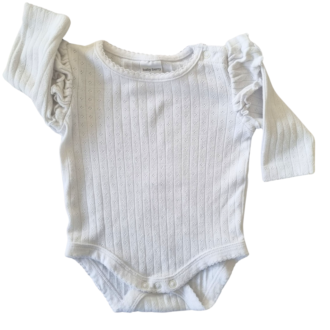 Baby Berry Long Sleeve Bodysuit - Size: 000 (0-3 Months)