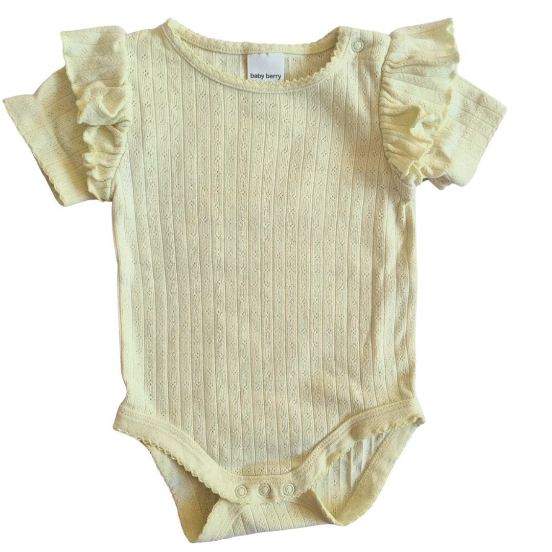 Baby Berry Yellow Bodysuit - Size: 00 (3-6 Months)