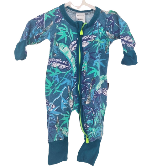 Bonds Onesie - Size: 0000 (Newborn)