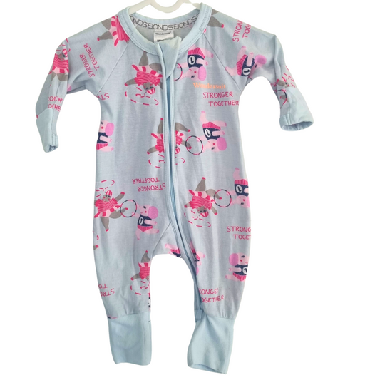 Bonds Onesie - Size: 0000 (Newborn)