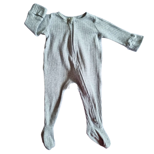 Cotton On Baby 100% Organic Cotton Grey Ribbed Onesie - Size: 0000 (Newborn)