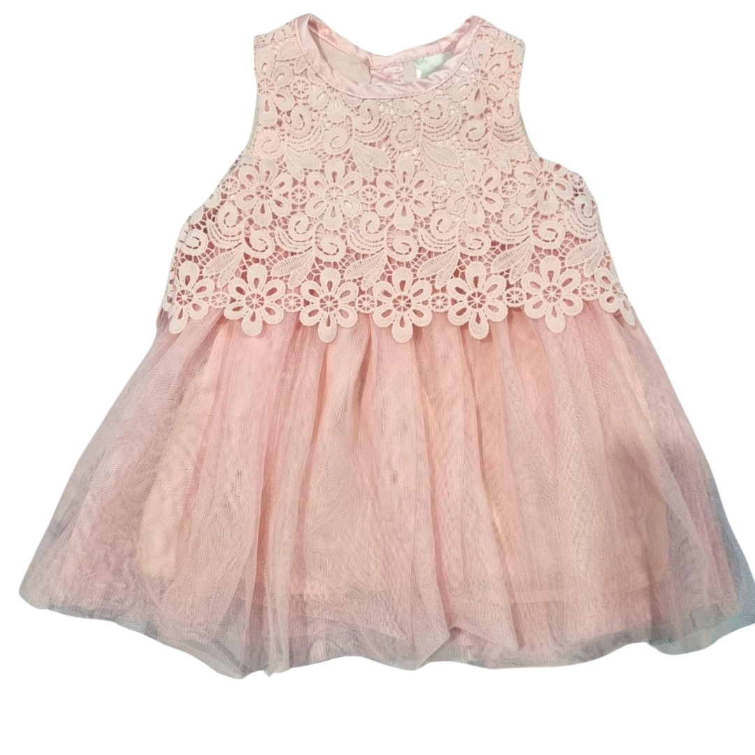 Target Dress - Size: 00 (3-6  Months)