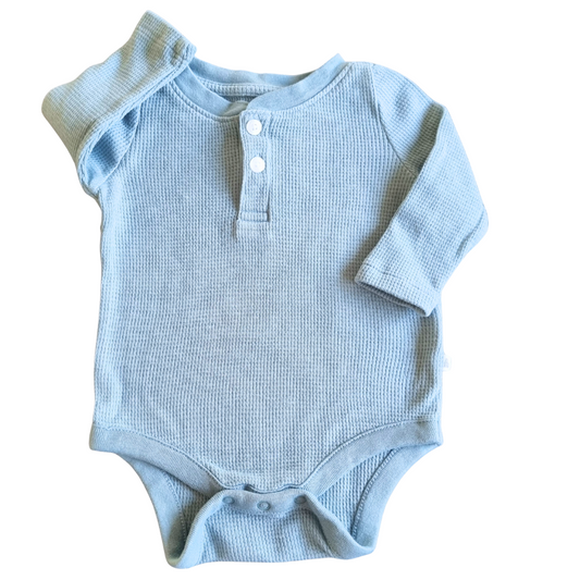 GAP Long Sleeve Bodysuit - Size: 000 (0-3 Months)