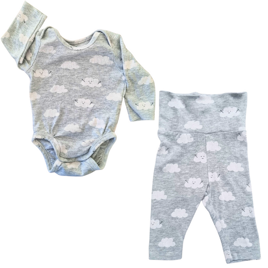 H&M Long Sleeve Bodysuit & Leggings Set - Size: 000 (0-3 Months)