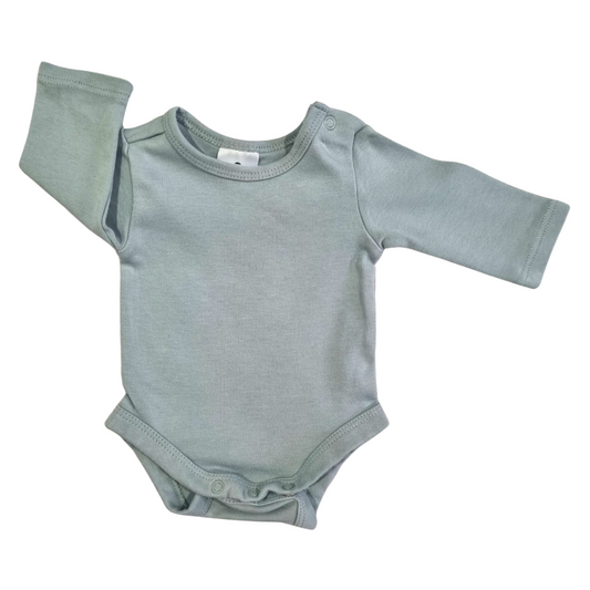 Target 100% Organic Cotton Long Sleeve Plain Bodysuit - Size: 00000 (Prem)