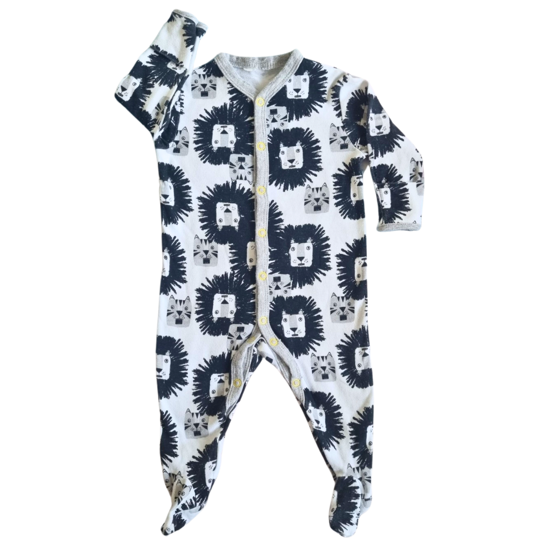 Black & White Lion Onesie - Size: 0 (6-12 Months)