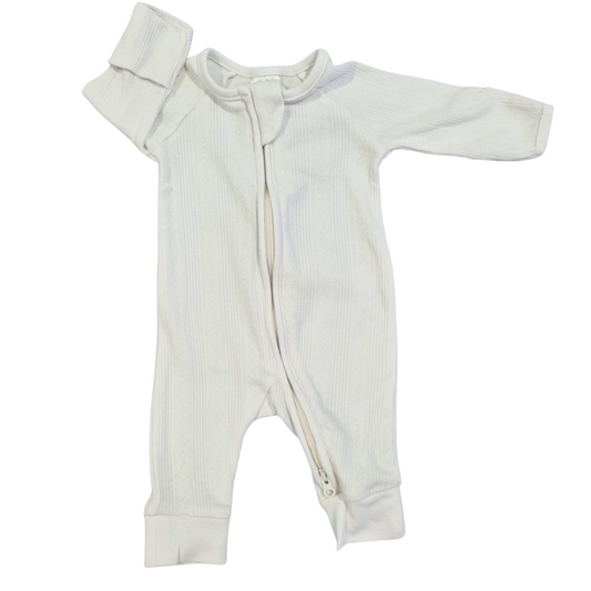 Target White Pattered Onesie - Size: 00000 (Prem)